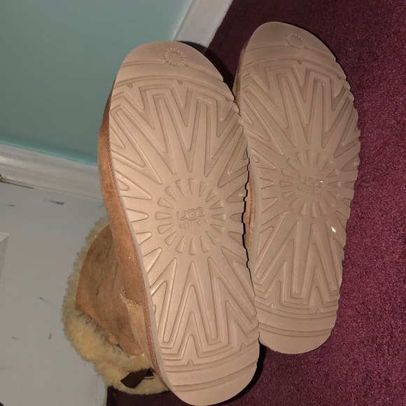 Brown Uggs - Picture 3 of 3